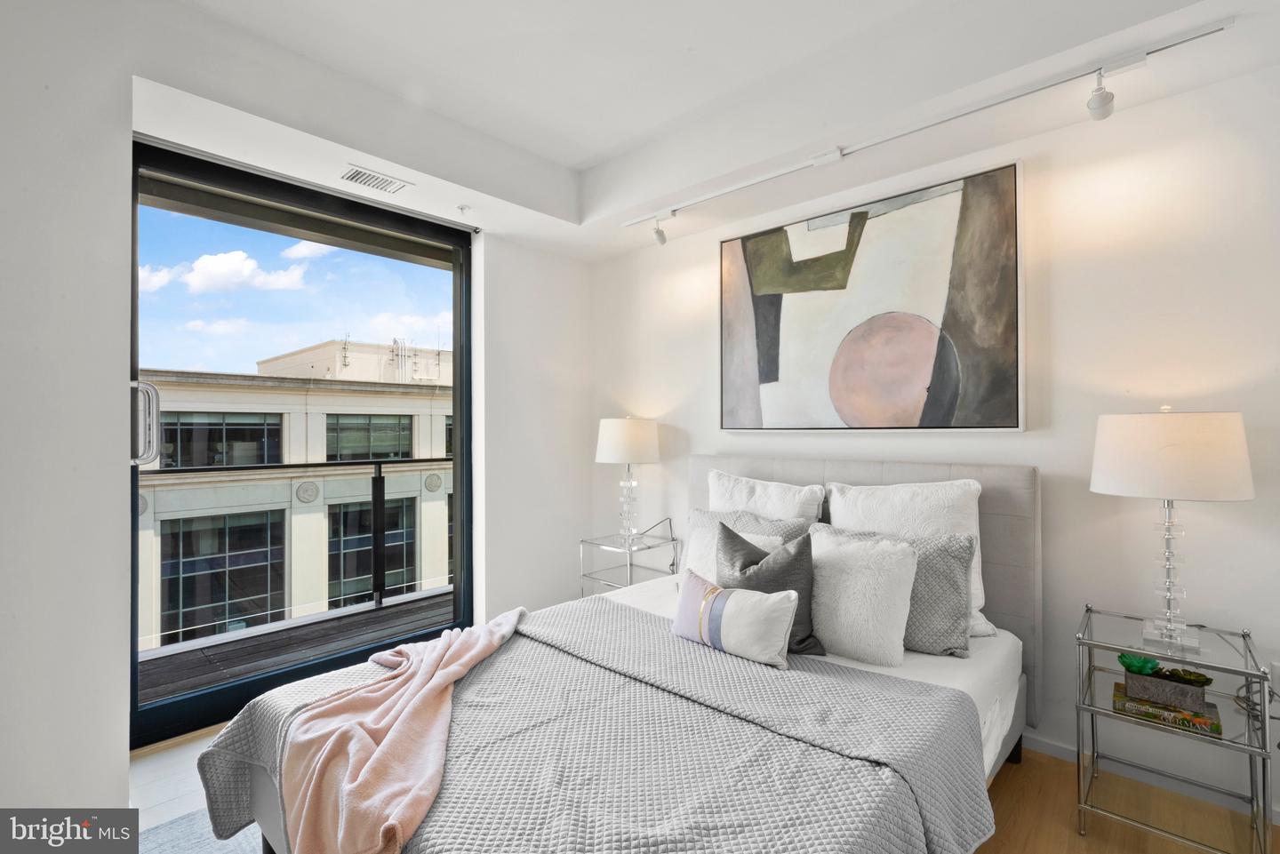 920 I ST NW #1009, WASHINGTON, District Of Columbia 20001, 2 Bedrooms Bedrooms, ,2 BathroomsBathrooms,Residential,For sale,920 I ST NW #1009,DCDC2240026 MLS # DCDC2240026