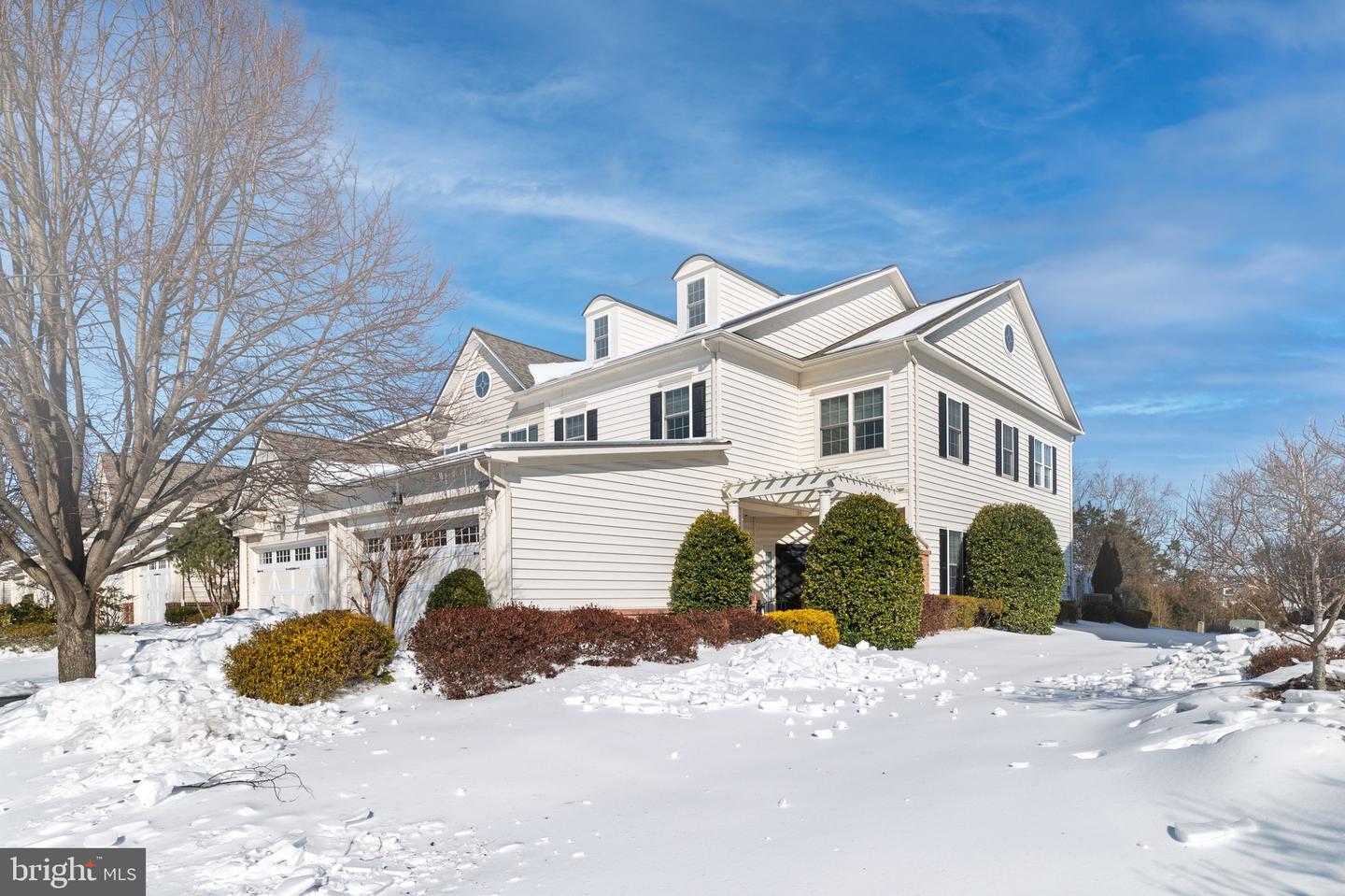 20562 ROSEWOOD MANOR SQ, ASHBURN, Virginia 20147, 3 Bedrooms Bedrooms, ,2 BathroomsBathrooms,Residential,For sale,20562 ROSEWOOD MANOR SQ,VALO2113364 MLS # VALO2113364