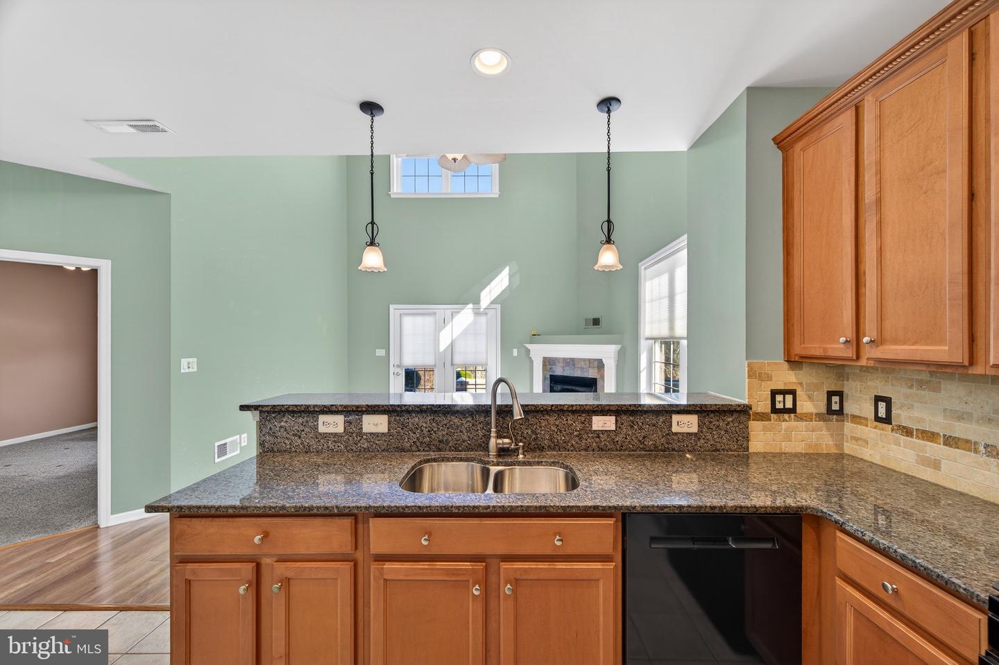 20562 ROSEWOOD MANOR SQ, ASHBURN, Virginia 20147, 3 Bedrooms Bedrooms, ,2 BathroomsBathrooms,Residential,For sale,20562 ROSEWOOD MANOR SQ,VALO2113364 MLS # VALO2113364