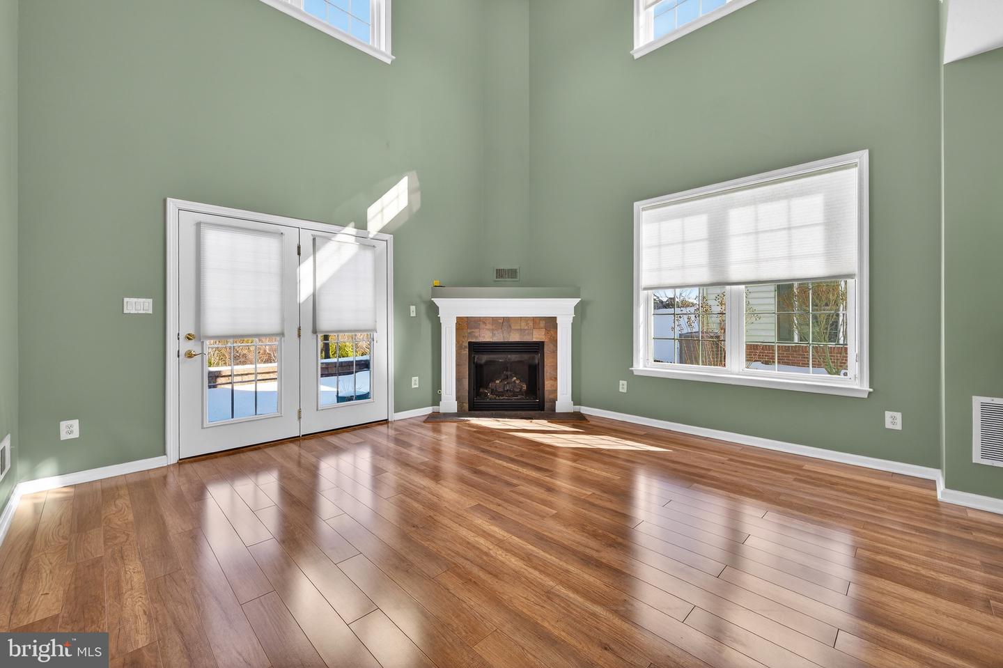 20562 ROSEWOOD MANOR SQ, ASHBURN, Virginia 20147, 3 Bedrooms Bedrooms, ,2 BathroomsBathrooms,Residential,For sale,20562 ROSEWOOD MANOR SQ,VALO2113364 MLS # VALO2113364