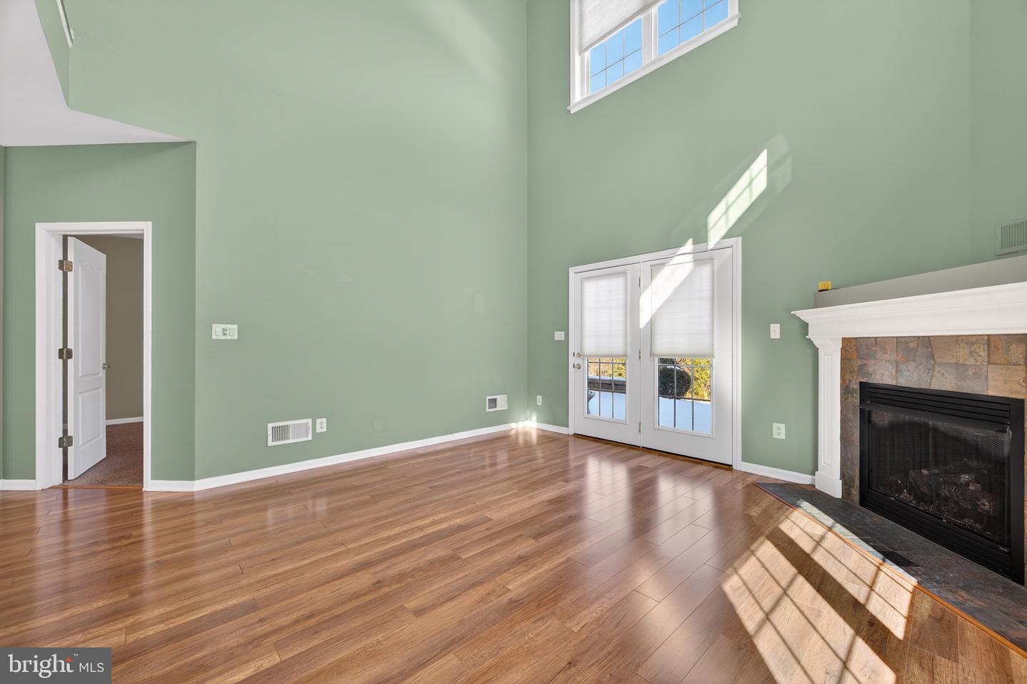 20562 ROSEWOOD MANOR SQ, ASHBURN, Virginia 20147, 3 Bedrooms Bedrooms, ,2 BathroomsBathrooms,Residential,For sale,20562 ROSEWOOD MANOR SQ,VALO2113364 MLS # VALO2113364