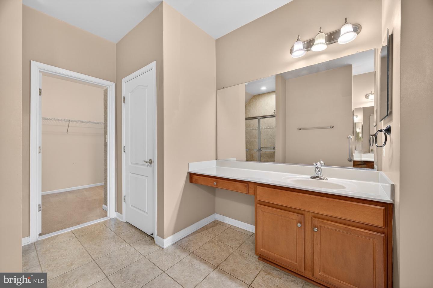 20562 ROSEWOOD MANOR SQ, ASHBURN, Virginia 20147, 3 Bedrooms Bedrooms, ,2 BathroomsBathrooms,Residential,For sale,20562 ROSEWOOD MANOR SQ,VALO2113364 MLS # VALO2113364