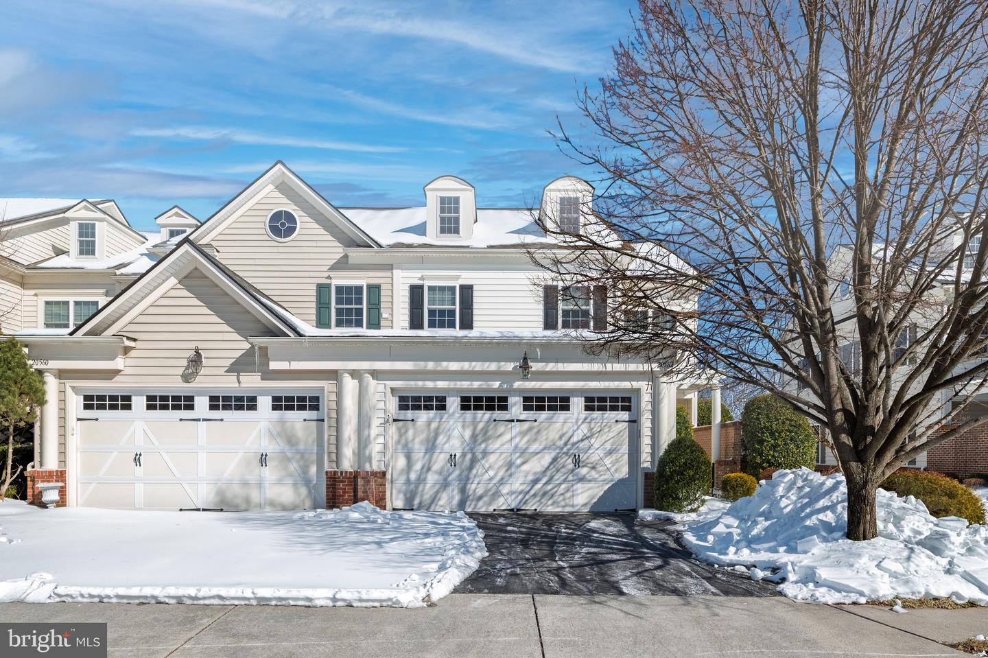 20562 ROSEWOOD MANOR SQ, ASHBURN, Virginia 20147, 3 Bedrooms Bedrooms, ,2 BathroomsBathrooms,Residential,For sale,20562 ROSEWOOD MANOR SQ,VALO2113364 MLS # VALO2113364