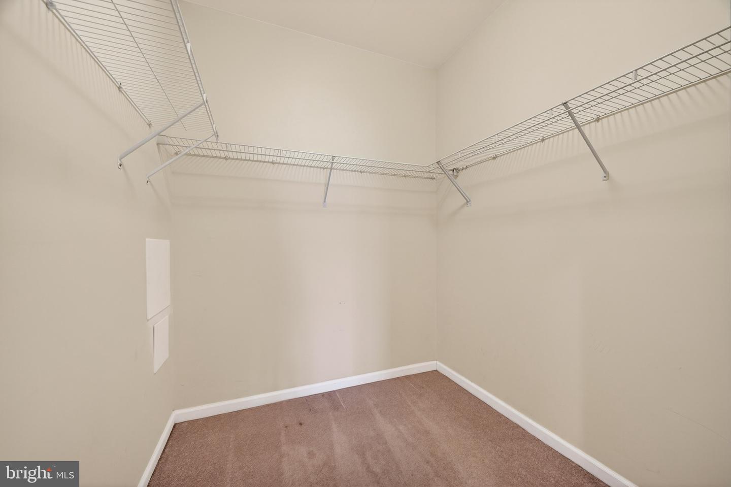 20562 ROSEWOOD MANOR SQ, ASHBURN, Virginia 20147, 3 Bedrooms Bedrooms, ,2 BathroomsBathrooms,Residential,For sale,20562 ROSEWOOD MANOR SQ,VALO2113364 MLS # VALO2113364