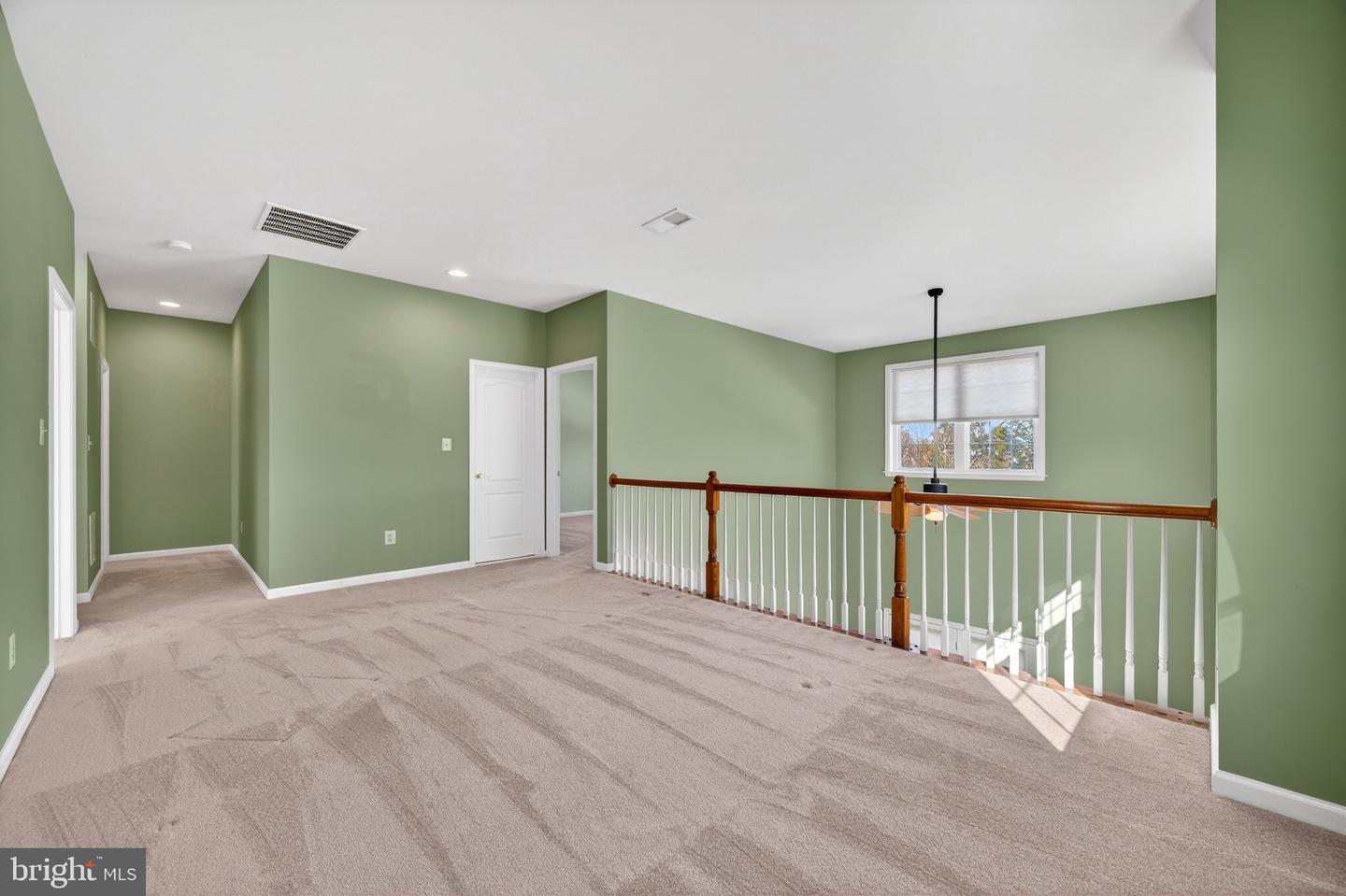 20562 ROSEWOOD MANOR SQ, ASHBURN, Virginia 20147, 3 Bedrooms Bedrooms, ,2 BathroomsBathrooms,Residential,For sale,20562 ROSEWOOD MANOR SQ,VALO2113364 MLS # VALO2113364