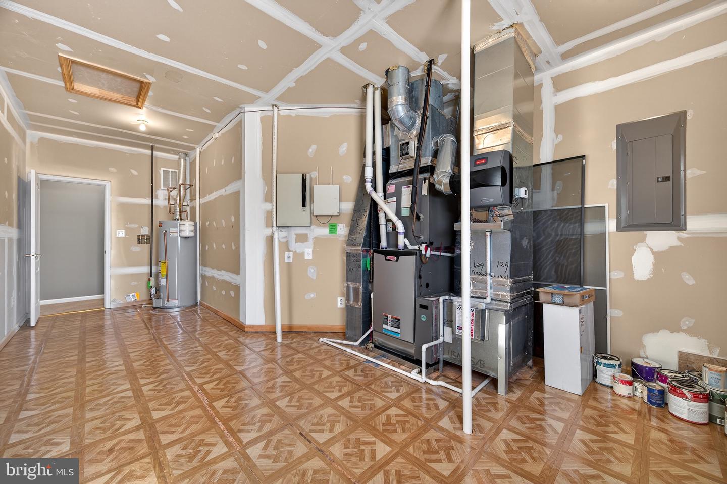 20562 ROSEWOOD MANOR SQ, ASHBURN, Virginia 20147, 3 Bedrooms Bedrooms, ,2 BathroomsBathrooms,Residential,For sale,20562 ROSEWOOD MANOR SQ,VALO2113364 MLS # VALO2113364