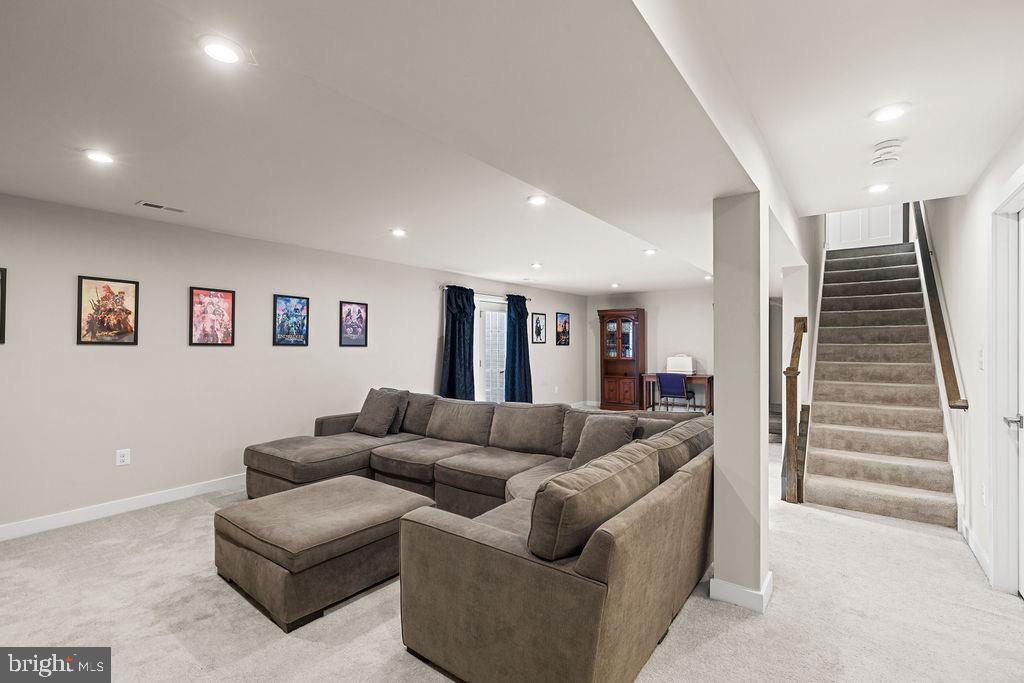 5428 HOLLEY OAK LN, FREDERICKSBURG, Virginia 22407, 4 Bedrooms Bedrooms, 8 Rooms Rooms,3 BathroomsBathrooms,Residential,For sale,5428 HOLLEY OAK LN,VASP2038400 MLS # VASP2038400