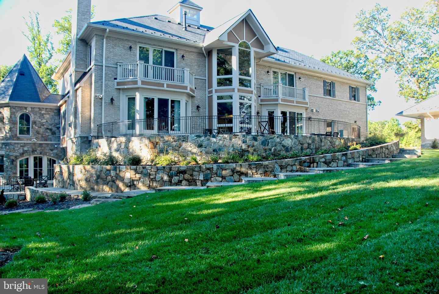 40436 BEACON HILL DR, LEESBURG, Virginia 20176, 5 Bedrooms Bedrooms, ,5 BathroomsBathrooms,Residential,For sale,40436 BEACON HILL DR,VALO2113328 MLS # VALO2113328