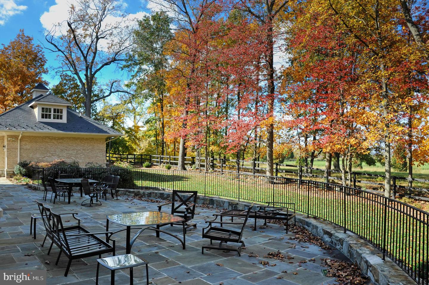 40436 BEACON HILL DR, LEESBURG, Virginia 20176, 5 Bedrooms Bedrooms, ,5 BathroomsBathrooms,Residential,For sale,40436 BEACON HILL DR,VALO2113328 MLS # VALO2113328