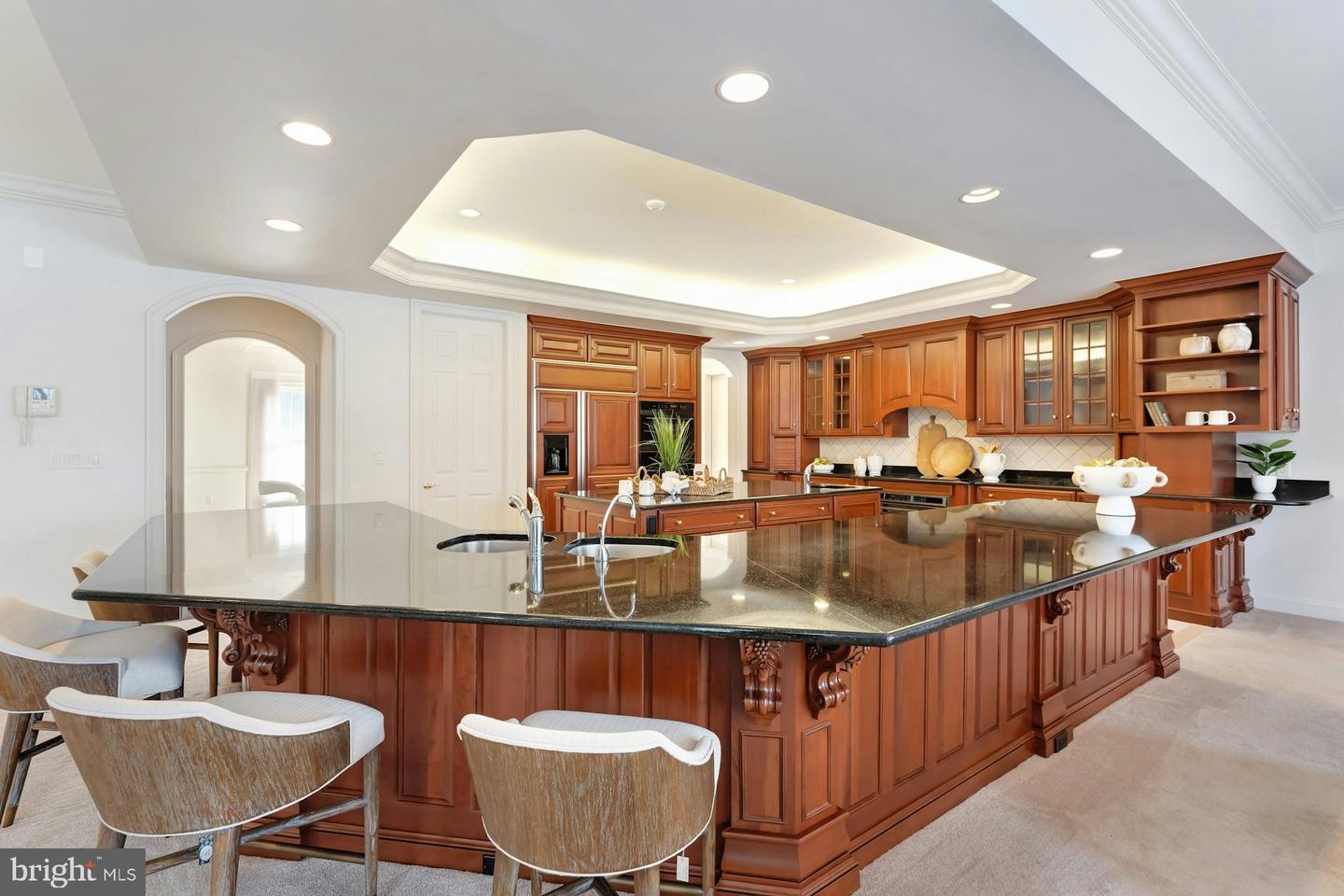 40436 BEACON HILL DR, LEESBURG, Virginia 20176, 5 Bedrooms Bedrooms, ,5 BathroomsBathrooms,Residential,For sale,40436 BEACON HILL DR,VALO2113328 MLS # VALO2113328