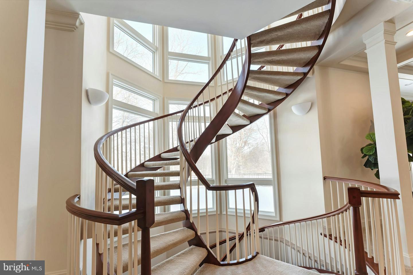 40436 BEACON HILL DR, LEESBURG, Virginia 20176, 5 Bedrooms Bedrooms, ,5 BathroomsBathrooms,Residential,For sale,40436 BEACON HILL DR,VALO2113328 MLS # VALO2113328