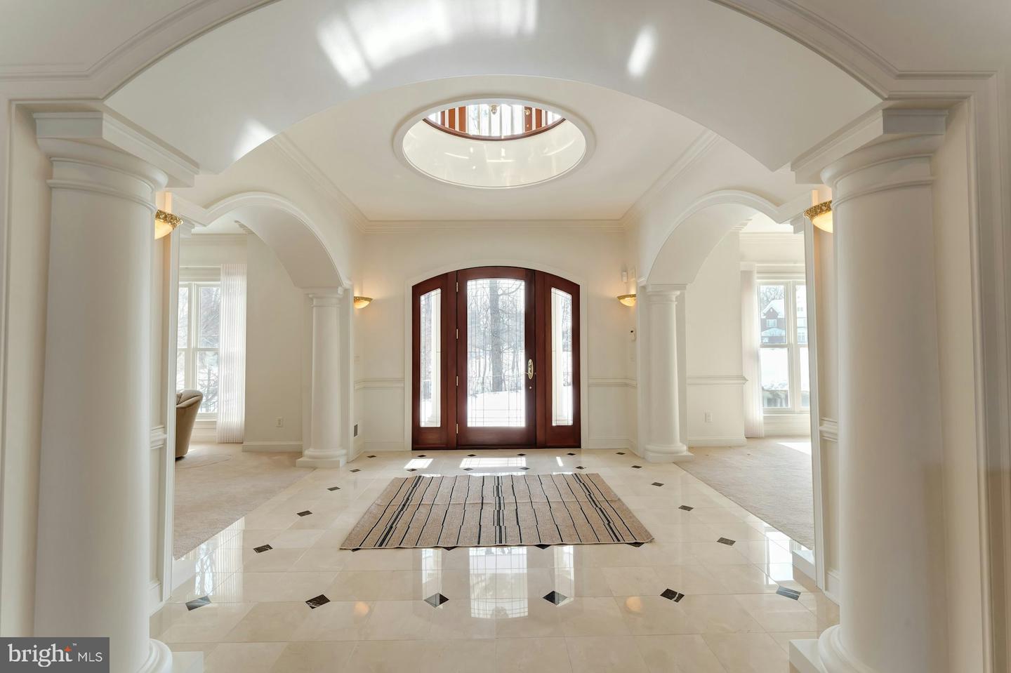 40436 BEACON HILL DR, LEESBURG, Virginia 20176, 5 Bedrooms Bedrooms, ,5 BathroomsBathrooms,Residential,For sale,40436 BEACON HILL DR,VALO2113328 MLS # VALO2113328