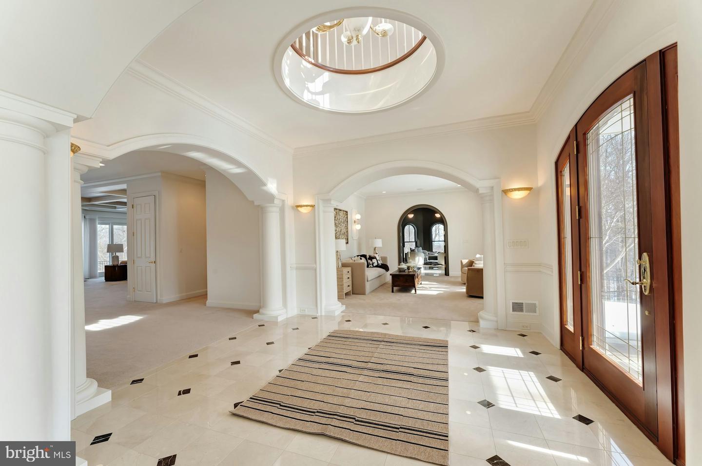 40436 BEACON HILL DR, LEESBURG, Virginia 20176, 5 Bedrooms Bedrooms, ,5 BathroomsBathrooms,Residential,For sale,40436 BEACON HILL DR,VALO2113328 MLS # VALO2113328