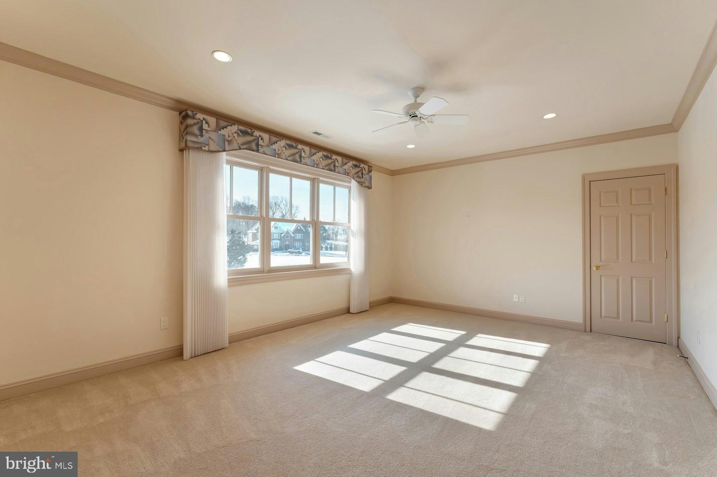 40436 BEACON HILL DR, LEESBURG, Virginia 20176, 5 Bedrooms Bedrooms, ,5 BathroomsBathrooms,Residential,For sale,40436 BEACON HILL DR,VALO2113328 MLS # VALO2113328