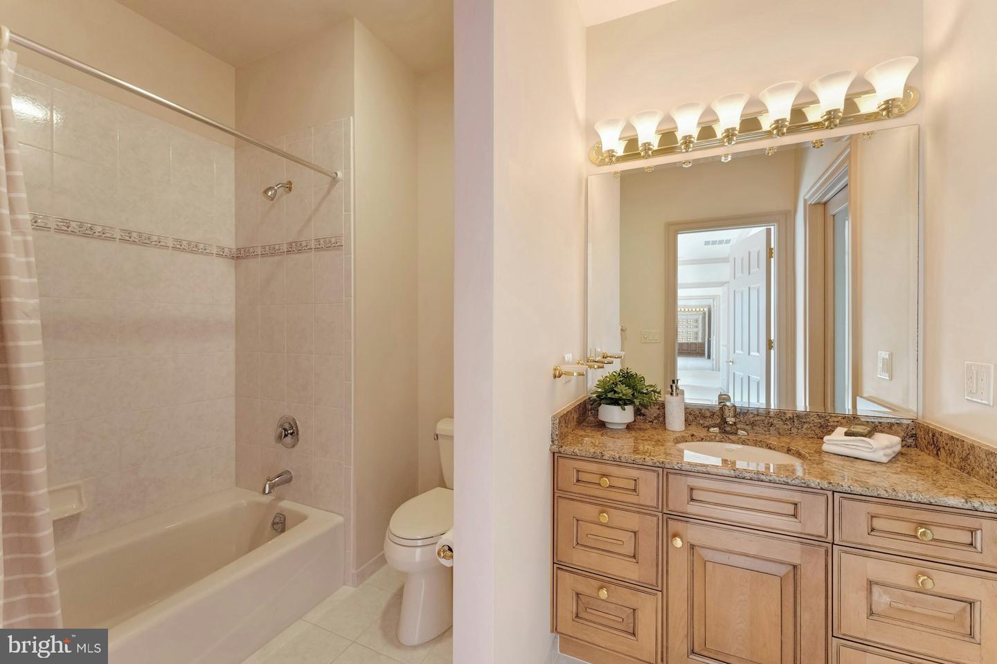 40436 BEACON HILL DR, LEESBURG, Virginia 20176, 5 Bedrooms Bedrooms, ,5 BathroomsBathrooms,Residential,For sale,40436 BEACON HILL DR,VALO2113328 MLS # VALO2113328