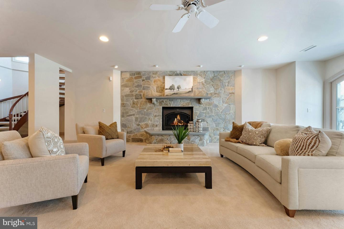 40436 BEACON HILL DR, LEESBURG, Virginia 20176, 5 Bedrooms Bedrooms, ,5 BathroomsBathrooms,Residential,For sale,40436 BEACON HILL DR,VALO2113328 MLS # VALO2113328