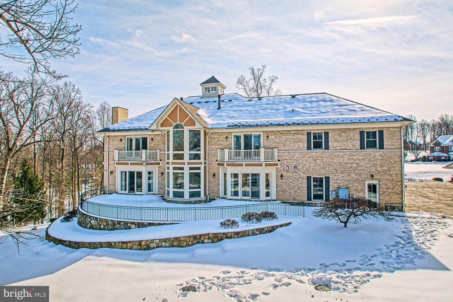 40436 BEACON HILL DR, LEESBURG, Virginia 20176, 5 Bedrooms Bedrooms, ,5 BathroomsBathrooms,Residential,For sale,40436 BEACON HILL DR,VALO2113328 MLS # VALO2113328