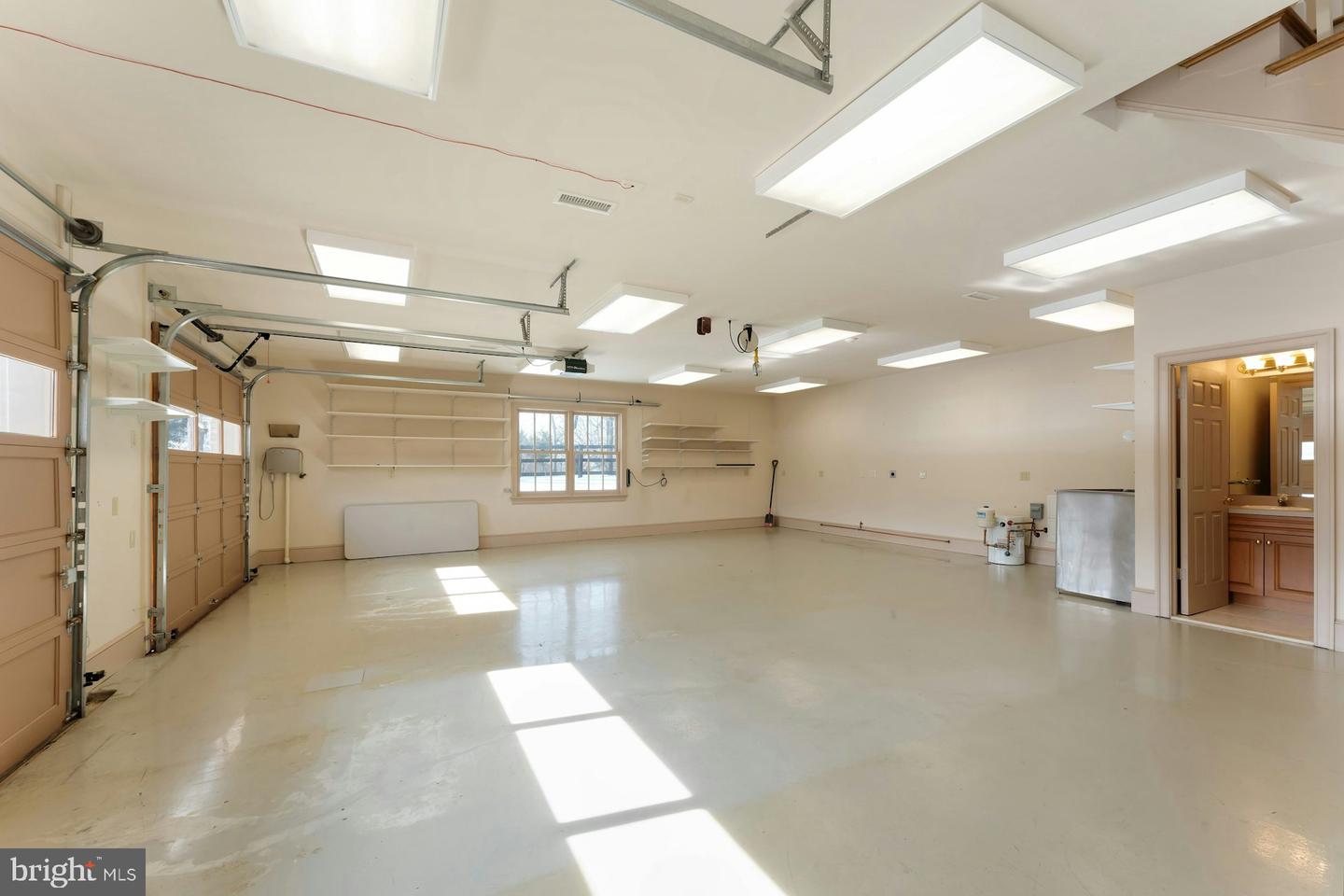 40436 BEACON HILL DR, LEESBURG, Virginia 20176, 5 Bedrooms Bedrooms, ,5 BathroomsBathrooms,Residential,For sale,40436 BEACON HILL DR,VALO2113328 MLS # VALO2113328