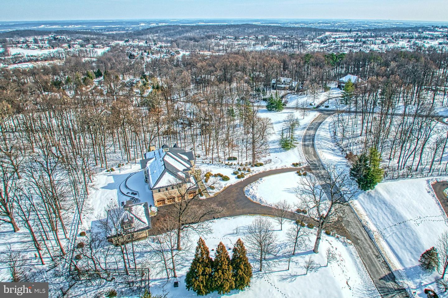 40436 BEACON HILL DR, LEESBURG, Virginia 20176, 5 Bedrooms Bedrooms, ,5 BathroomsBathrooms,Residential,For sale,40436 BEACON HILL DR,VALO2113328 MLS # VALO2113328