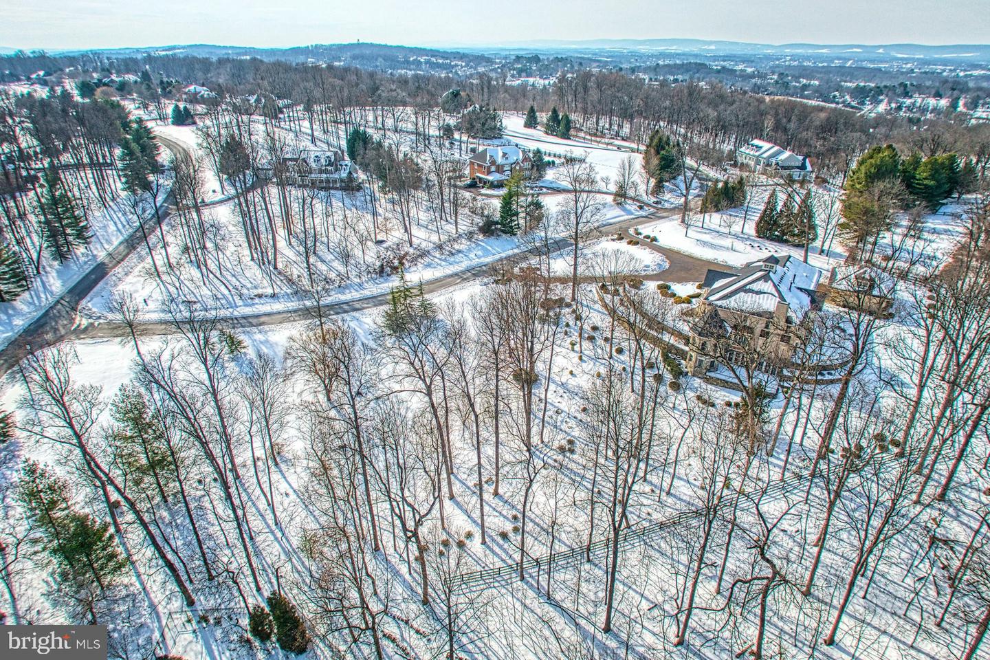 40436 BEACON HILL DR, LEESBURG, Virginia 20176, 5 Bedrooms Bedrooms, ,5 BathroomsBathrooms,Residential,For sale,40436 BEACON HILL DR,VALO2113328 MLS # VALO2113328