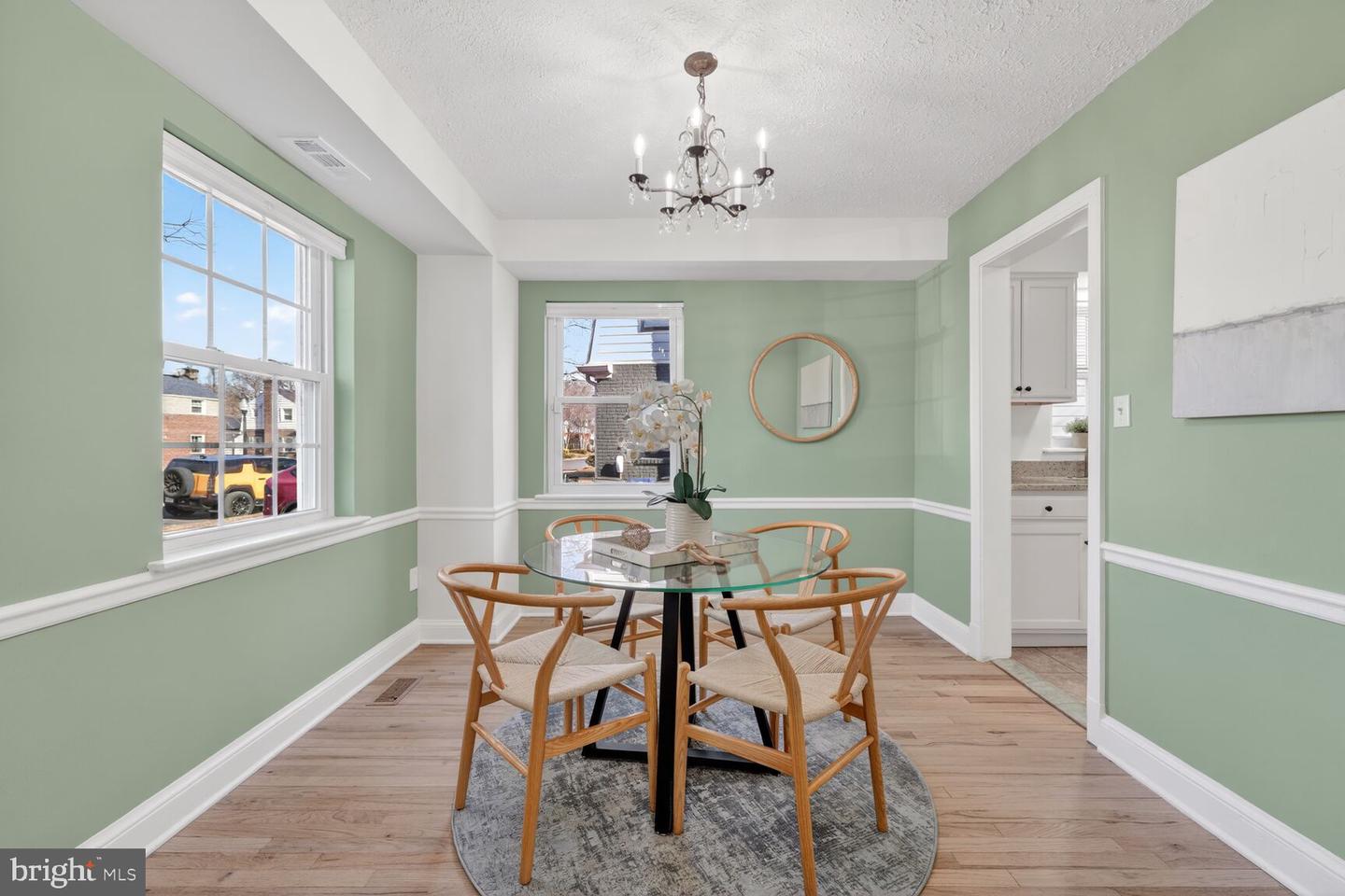 3316 6TH ST S, ARLINGTON, Virginia 22204, 2 Bedrooms Bedrooms, ,2 BathroomsBathrooms,Residential,For sale,3316 6TH ST S,VAAR2067318 MLS # VAAR2067318