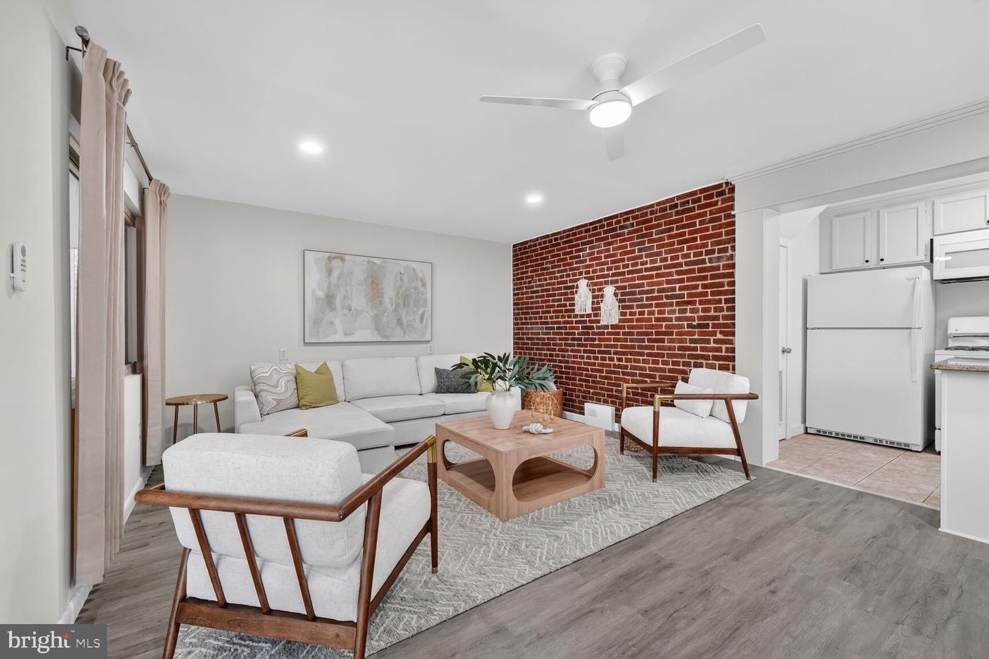 3316 6TH ST S, ARLINGTON, Virginia 22204, 2 Bedrooms Bedrooms, ,2 BathroomsBathrooms,Residential,For sale,3316 6TH ST S,VAAR2067318 MLS # VAAR2067318