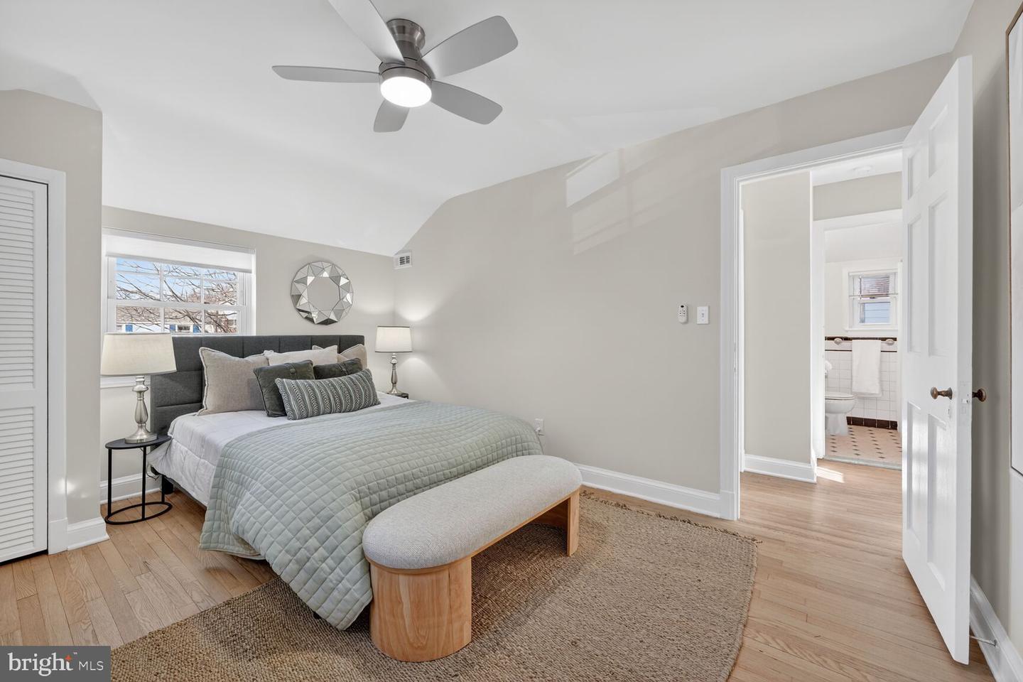 3316 6TH ST S, ARLINGTON, Virginia 22204, 2 Bedrooms Bedrooms, ,2 BathroomsBathrooms,Residential,For sale,3316 6TH ST S,VAAR2067318 MLS # VAAR2067318