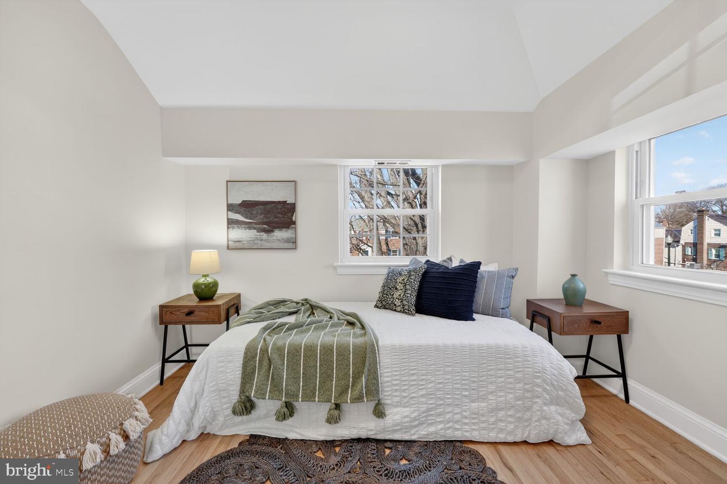 3316 6TH ST S, ARLINGTON, Virginia 22204, 2 Bedrooms Bedrooms, ,2 BathroomsBathrooms,Residential,For sale,3316 6TH ST S,VAAR2067318 MLS # VAAR2067318