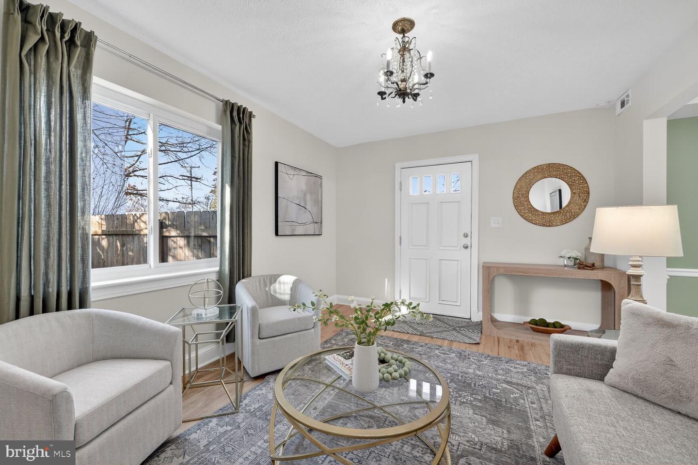 3316 6TH ST S, ARLINGTON, Virginia 22204, 2 Bedrooms Bedrooms, ,2 BathroomsBathrooms,Residential,For sale,3316 6TH ST S,VAAR2067318 MLS # VAAR2067318