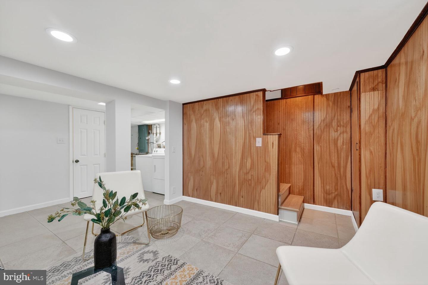 3316 6TH ST S, ARLINGTON, Virginia 22204, 2 Bedrooms Bedrooms, ,2 BathroomsBathrooms,Residential,For sale,3316 6TH ST S,VAAR2067318 MLS # VAAR2067318