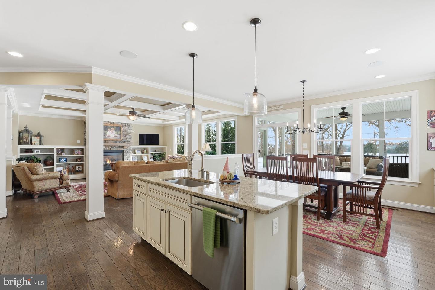 7148 LAKE DR, WARRENTON, Virginia 20187, 4 Bedrooms Bedrooms, ,4 BathroomsBathrooms,Residential,For sale,7148 LAKE DR,VAFQ2020044 MLS # VAFQ2020044