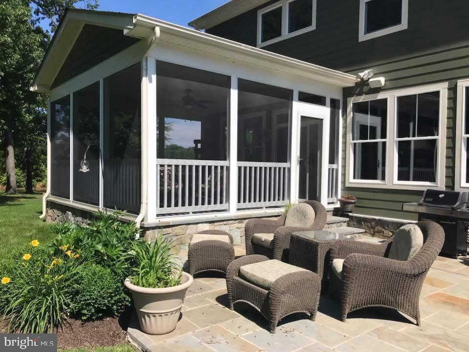 7148 LAKE DR, WARRENTON, Virginia 20187, 4 Bedrooms Bedrooms, ,4 BathroomsBathrooms,Residential,For sale,7148 LAKE DR,VAFQ2020044 MLS # VAFQ2020044