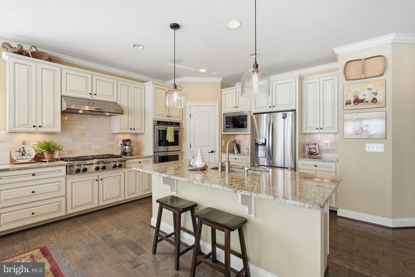 7148 LAKE DR, WARRENTON, Virginia 20187, 4 Bedrooms Bedrooms, ,4 BathroomsBathrooms,Residential,For sale,7148 LAKE DR,VAFQ2020044 MLS # VAFQ2020044