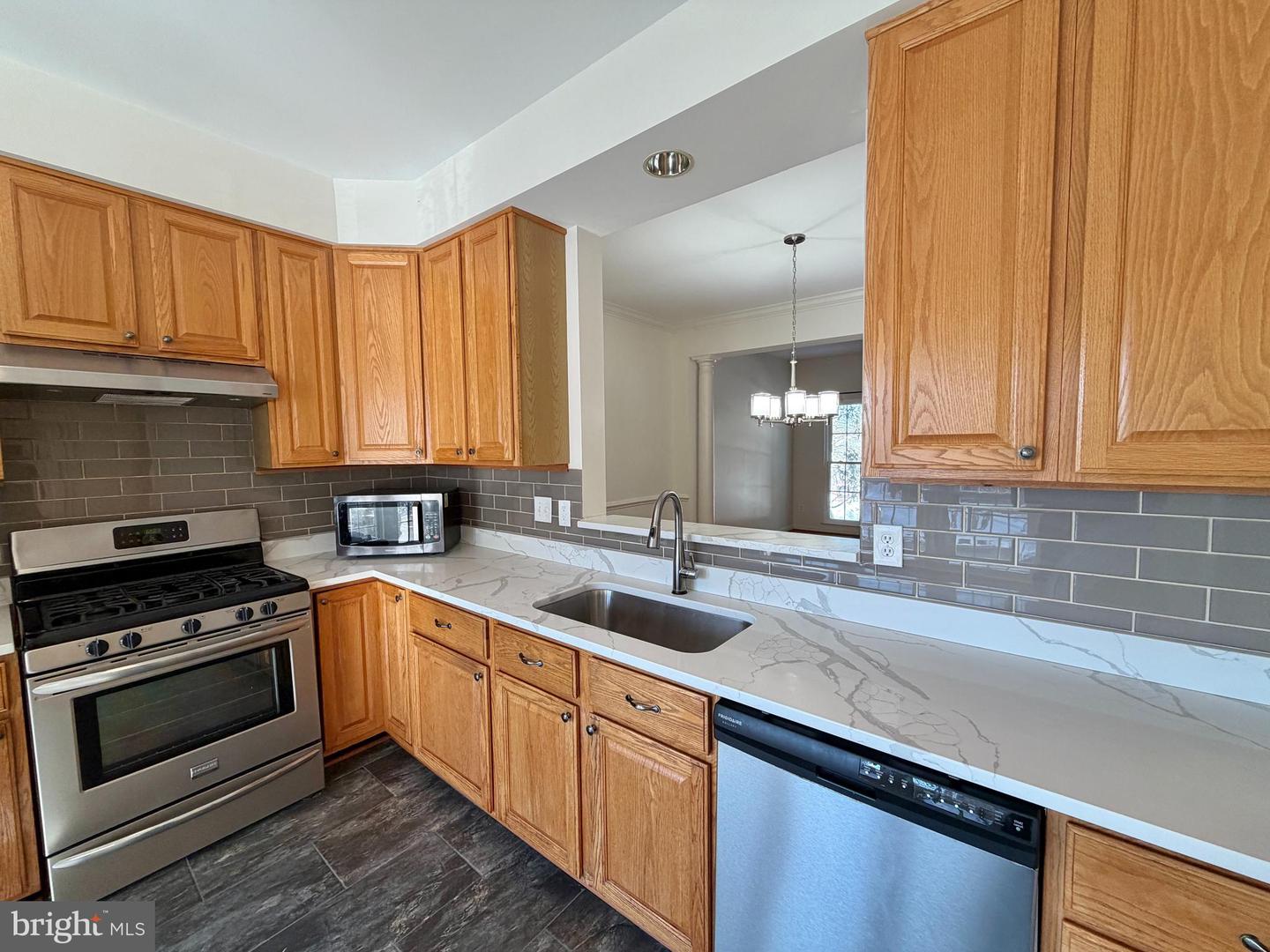 2224 SLUICE CHANNEL PL, WOODBRIDGE, Virginia 22192, 3 Bedrooms Bedrooms, ,2 BathroomsBathrooms,Residential,For sale,2224 SLUICE CHANNEL PL,VAPW2110018 MLS # VAPW2110018