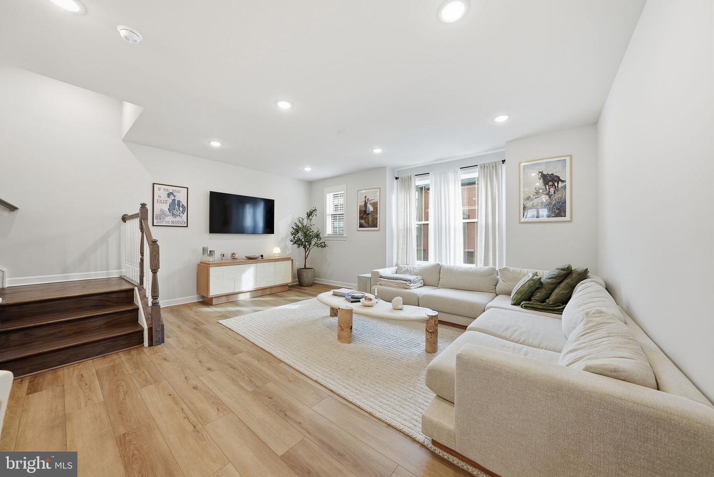 7220 MOUNTAINEER DR, ALEXANDRIA, Virginia 22306, 4 Bedrooms Bedrooms, ,3 BathroomsBathrooms,Residential,For sale,7220 MOUNTAINEER DR,VAFX2284706 MLS # VAFX2284706