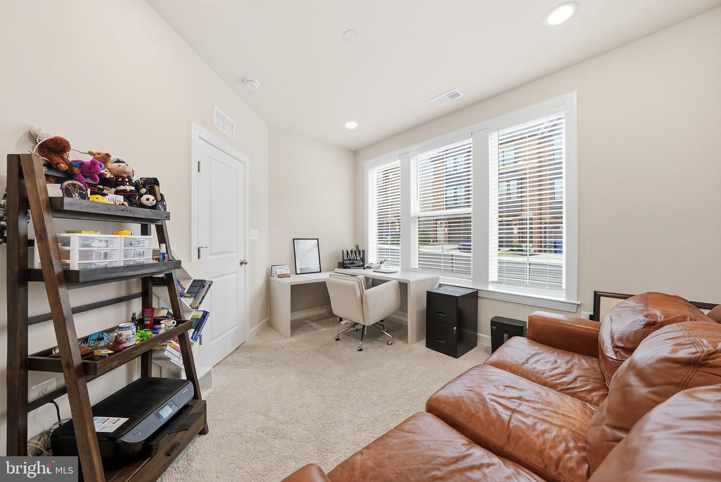 7220 MOUNTAINEER DR, ALEXANDRIA, Virginia 22306, 4 Bedrooms Bedrooms, ,3 BathroomsBathrooms,Residential,For sale,7220 MOUNTAINEER DR,VAFX2284706 MLS # VAFX2284706