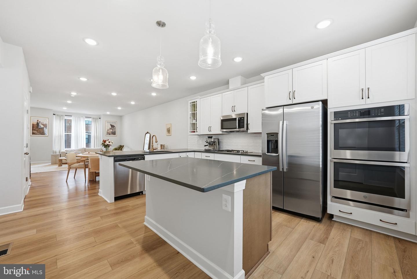 7220 MOUNTAINEER DR, ALEXANDRIA, Virginia 22306, 4 Bedrooms Bedrooms, ,3 BathroomsBathrooms,Residential,For sale,7220 MOUNTAINEER DR,VAFX2284706 MLS # VAFX2284706