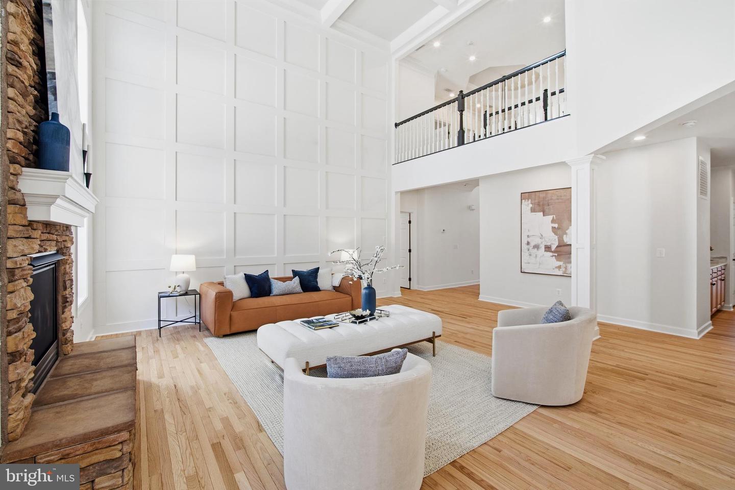 9348 OCCOQUAN OVERLOOK DR, LORTON, Virginia 22079, 5 Bedrooms Bedrooms, ,4 BathroomsBathrooms,Residential,For sale,9348 OCCOQUAN OVERLOOK DR,VAFX2284716 MLS # VAFX2284716