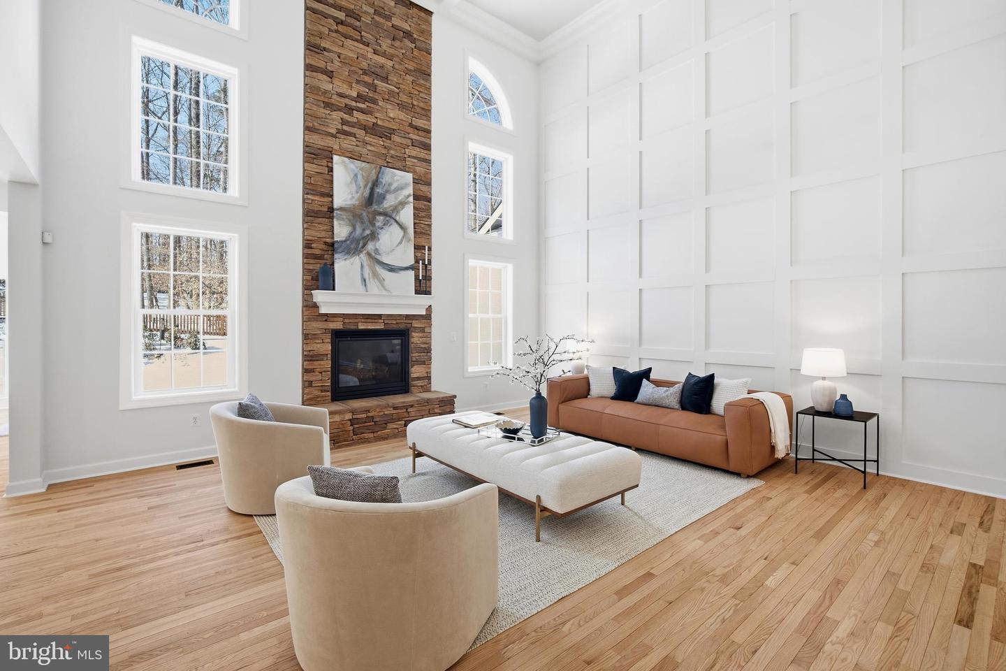 9348 OCCOQUAN OVERLOOK DR, LORTON, Virginia 22079, 5 Bedrooms Bedrooms, ,4 BathroomsBathrooms,Residential,For sale,9348 OCCOQUAN OVERLOOK DR,VAFX2284716 MLS # VAFX2284716