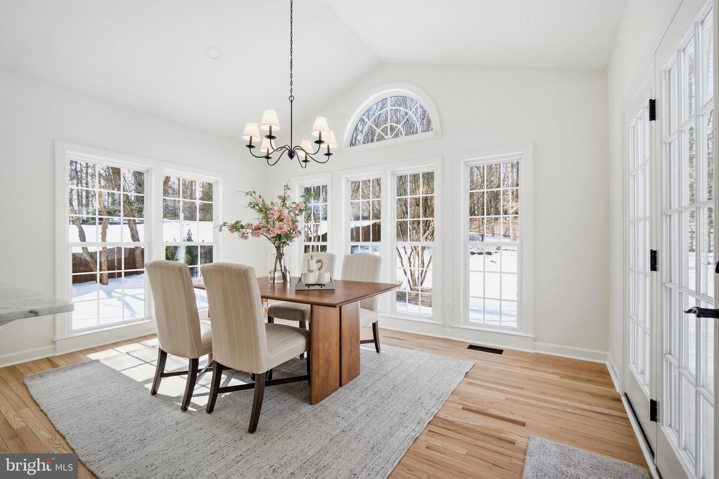 9348 OCCOQUAN OVERLOOK DR, LORTON, Virginia 22079, 5 Bedrooms Bedrooms, ,4 BathroomsBathrooms,Residential,For sale,9348 OCCOQUAN OVERLOOK DR,VAFX2284716 MLS # VAFX2284716