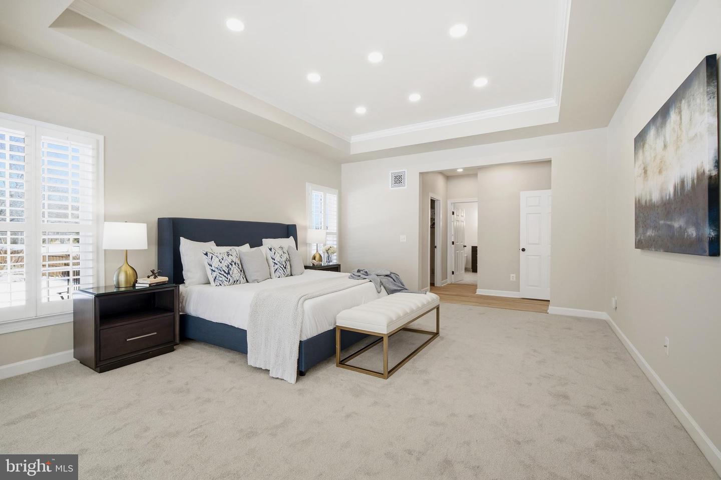 9348 OCCOQUAN OVERLOOK DR, LORTON, Virginia 22079, 5 Bedrooms Bedrooms, ,4 BathroomsBathrooms,Residential,For sale,9348 OCCOQUAN OVERLOOK DR,VAFX2284716 MLS # VAFX2284716