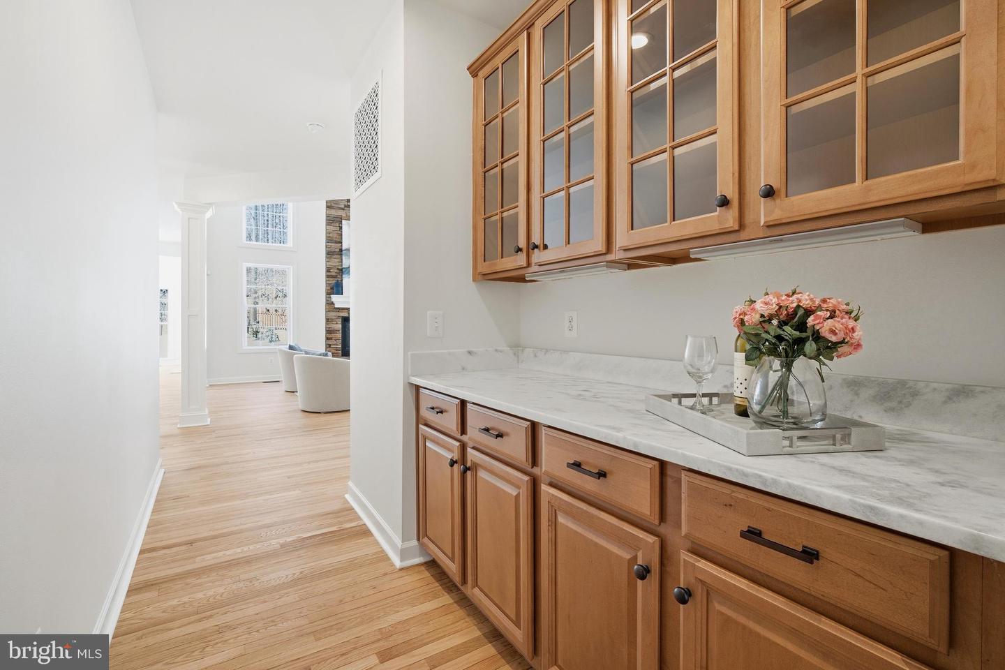 9348 OCCOQUAN OVERLOOK DR, LORTON, Virginia 22079, 5 Bedrooms Bedrooms, ,4 BathroomsBathrooms,Residential,For sale,9348 OCCOQUAN OVERLOOK DR,VAFX2284716 MLS # VAFX2284716