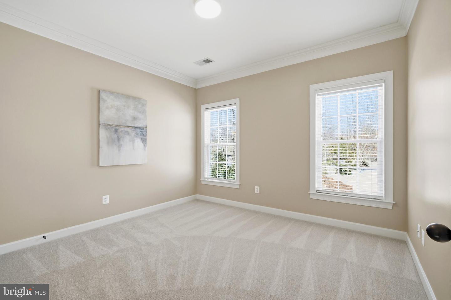 9348 OCCOQUAN OVERLOOK DR, LORTON, Virginia 22079, 5 Bedrooms Bedrooms, ,4 BathroomsBathrooms,Residential,For sale,9348 OCCOQUAN OVERLOOK DR,VAFX2284716 MLS # VAFX2284716