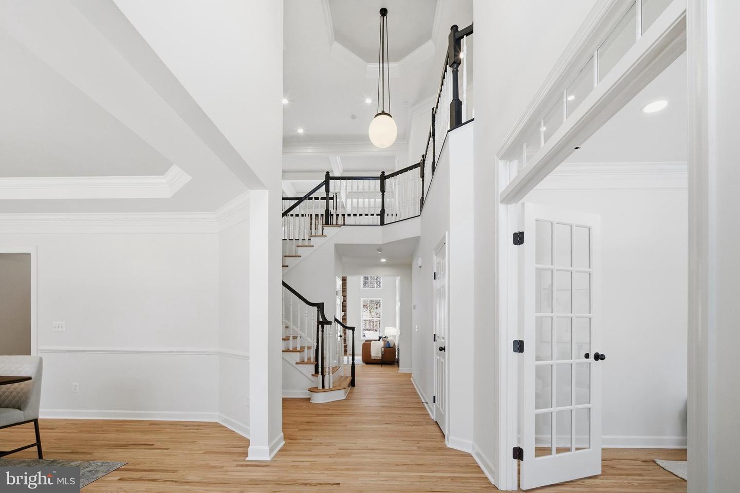 9348 OCCOQUAN OVERLOOK DR, LORTON, Virginia 22079, 5 Bedrooms Bedrooms, ,4 BathroomsBathrooms,Residential,For sale,9348 OCCOQUAN OVERLOOK DR,VAFX2284716 MLS # VAFX2284716