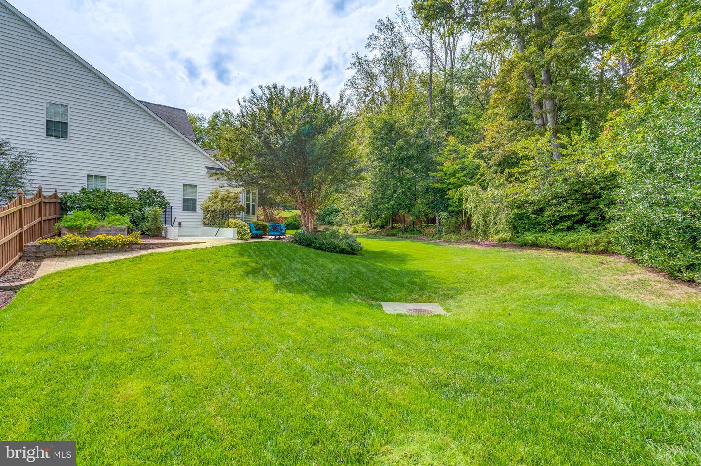 9348 OCCOQUAN OVERLOOK DR, LORTON, Virginia 22079, 5 Bedrooms Bedrooms, ,4 BathroomsBathrooms,Residential,For sale,9348 OCCOQUAN OVERLOOK DR,VAFX2284716 MLS # VAFX2284716