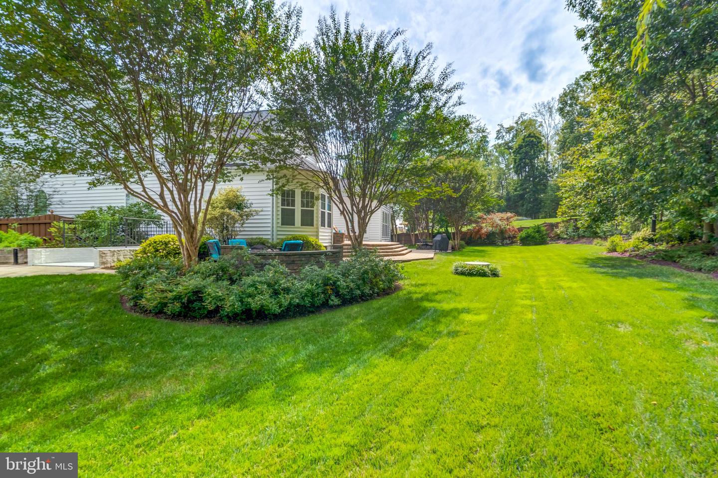 9348 OCCOQUAN OVERLOOK DR, LORTON, Virginia 22079, 5 Bedrooms Bedrooms, ,4 BathroomsBathrooms,Residential,For sale,9348 OCCOQUAN OVERLOOK DR,VAFX2284716 MLS # VAFX2284716