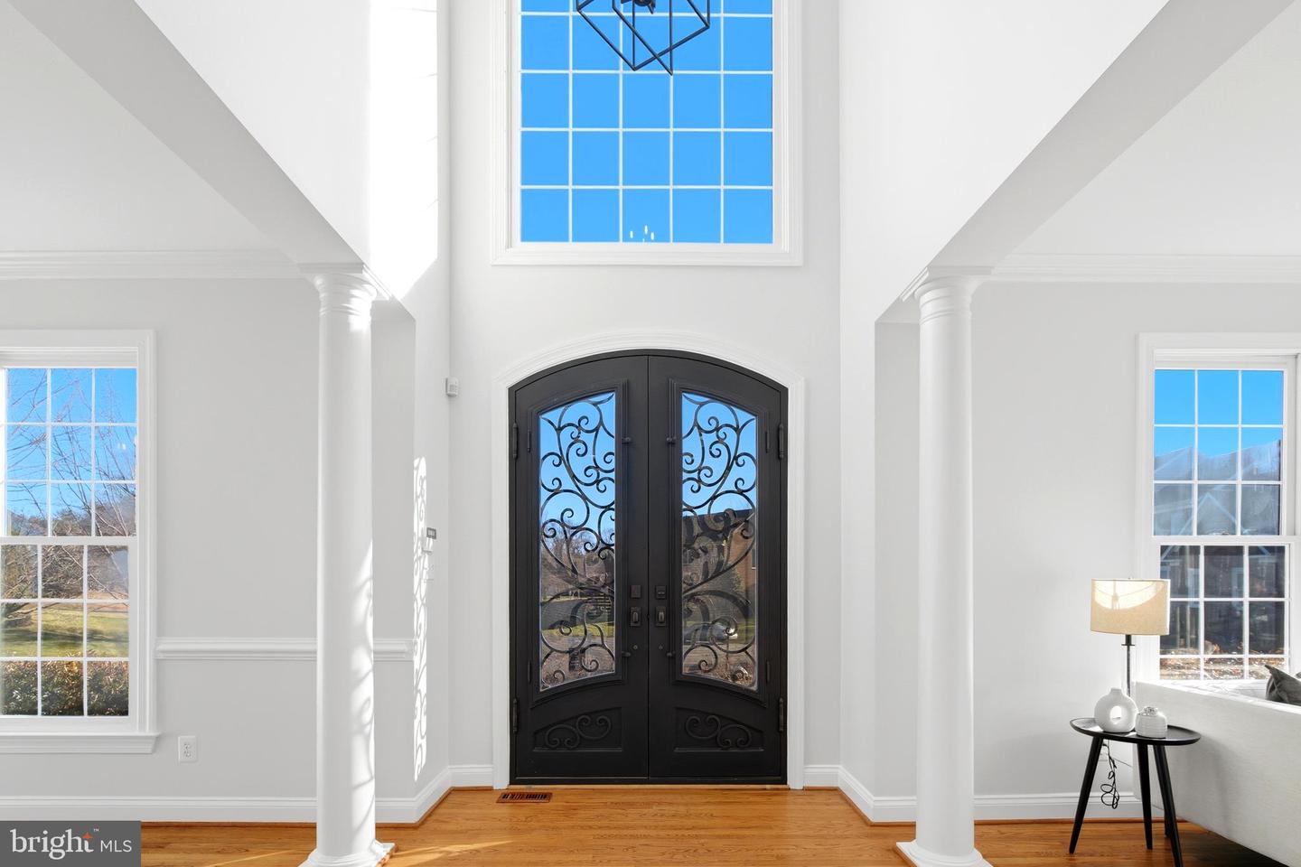 11866 TIMBER KNOLL CT, HERNDON, Virginia 20170, 6 Bedrooms Bedrooms, ,5 BathroomsBathrooms,Residential,For sale,11866 TIMBER KNOLL CT,VAFX2284804 MLS # VAFX2284804