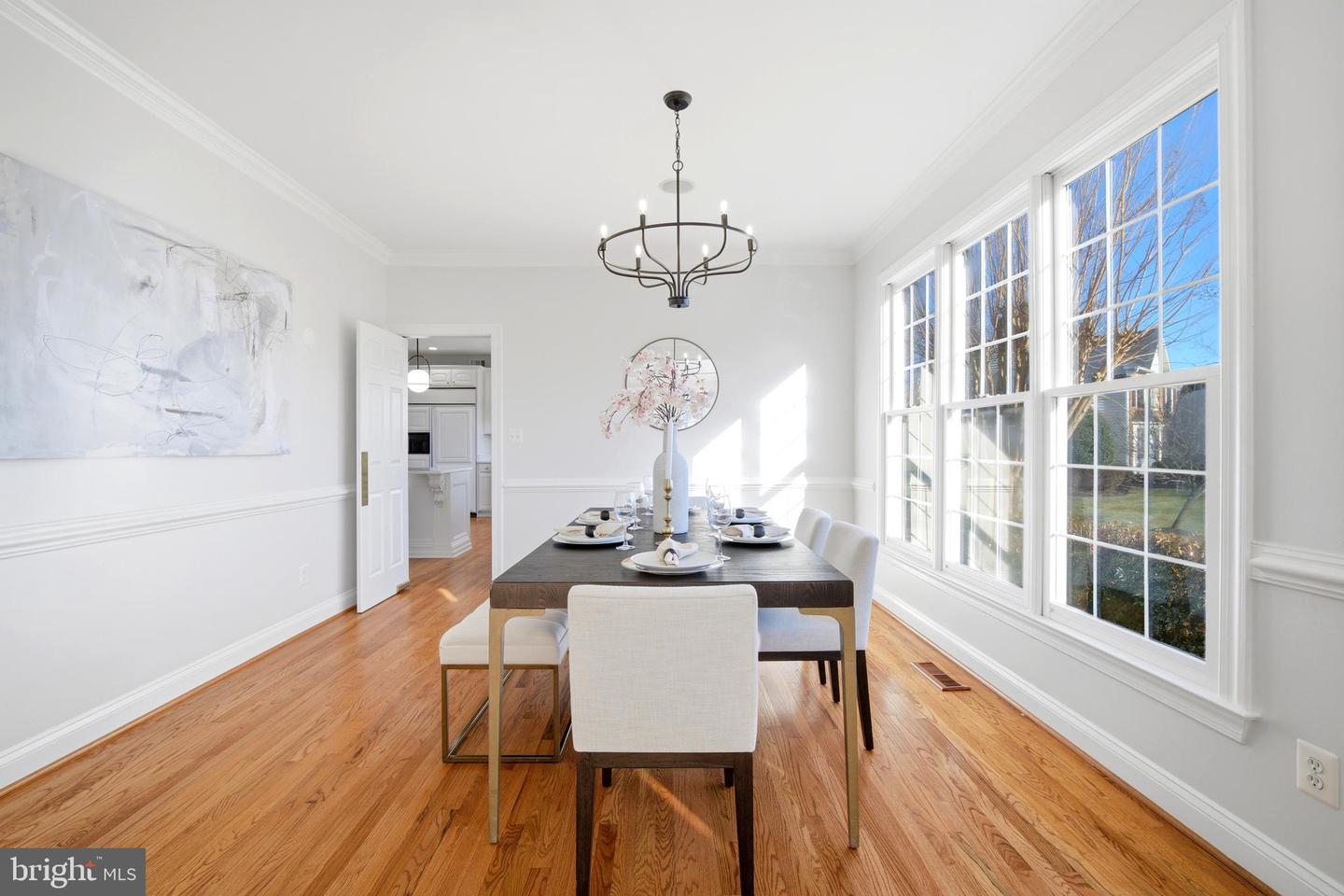 11866 TIMBER KNOLL CT, HERNDON, Virginia 20170, 6 Bedrooms Bedrooms, ,5 BathroomsBathrooms,Residential,For sale,11866 TIMBER KNOLL CT,VAFX2284804 MLS # VAFX2284804