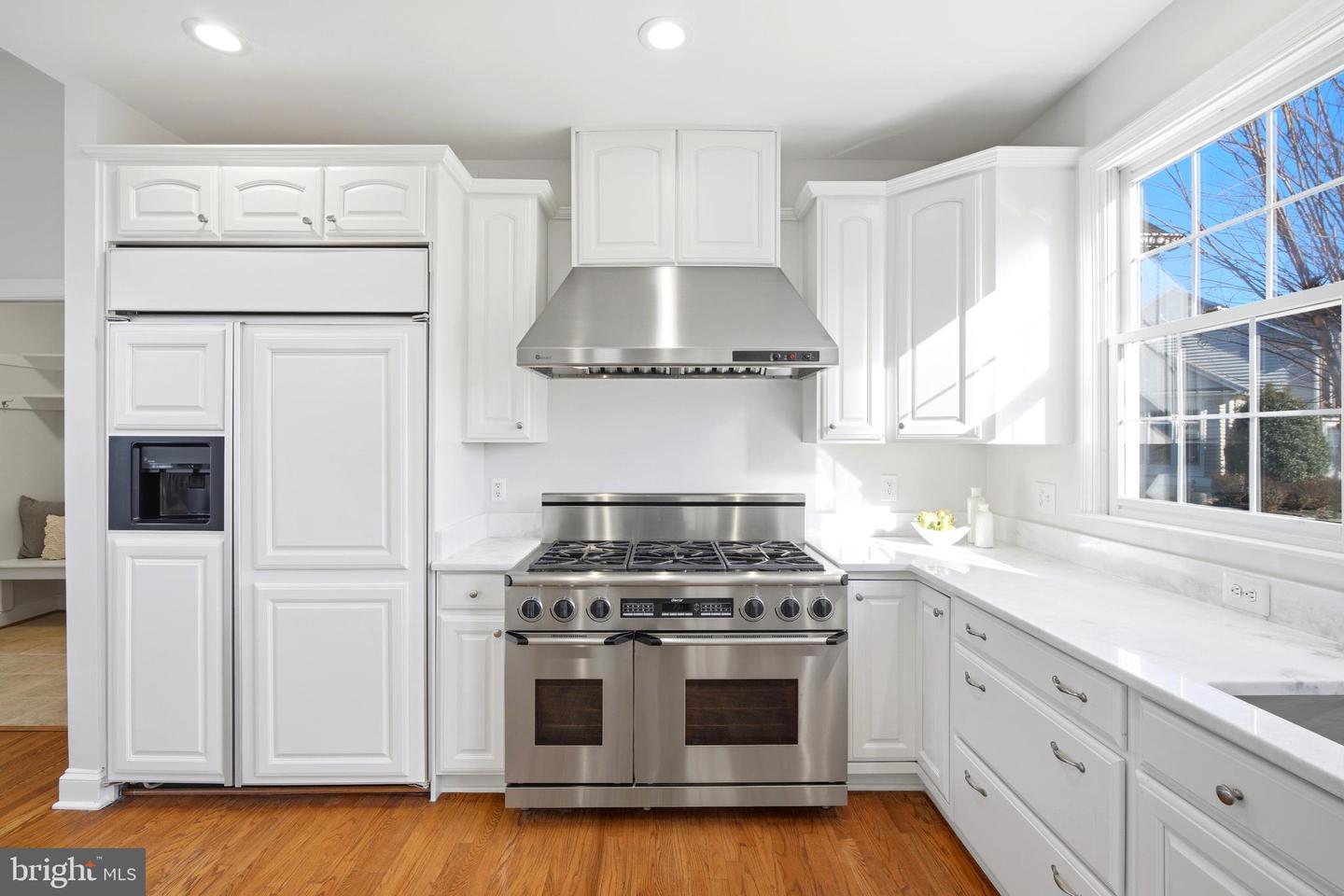 11866 TIMBER KNOLL CT, HERNDON, Virginia 20170, 6 Bedrooms Bedrooms, ,5 BathroomsBathrooms,Residential,For sale,11866 TIMBER KNOLL CT,VAFX2284804 MLS # VAFX2284804