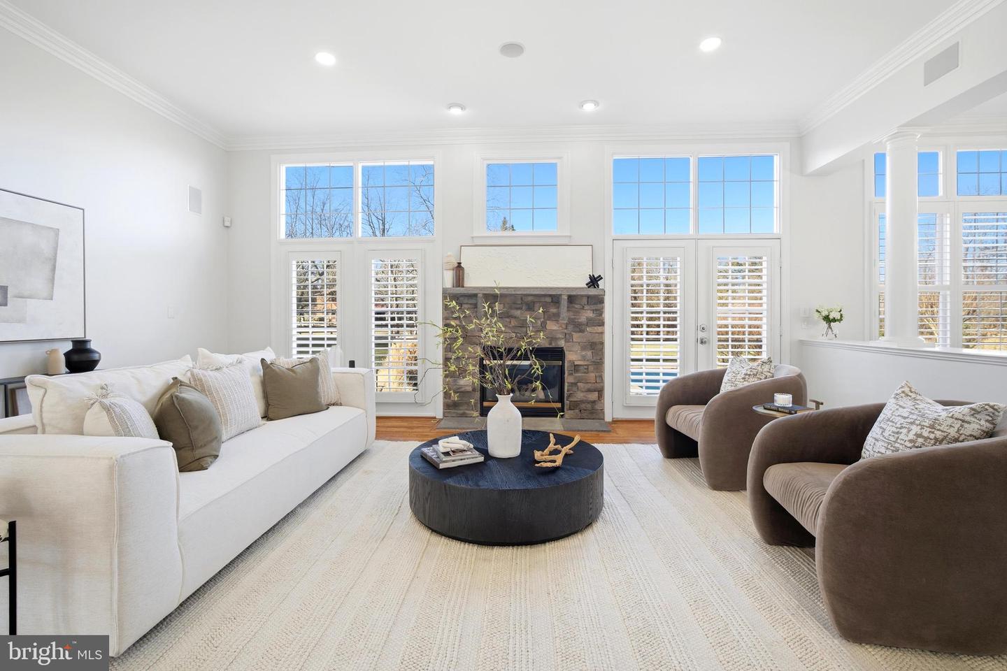 11866 TIMBER KNOLL CT, HERNDON, Virginia 20170, 6 Bedrooms Bedrooms, ,5 BathroomsBathrooms,Residential,For sale,11866 TIMBER KNOLL CT,VAFX2284804 MLS # VAFX2284804